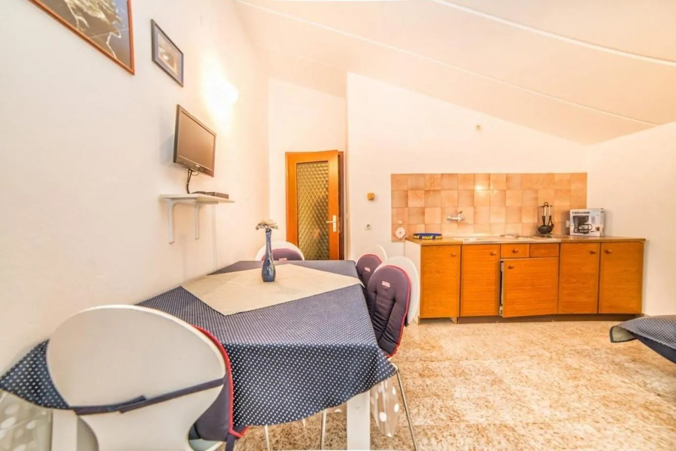 Ferienwohnung Fuer 4 Personen Ca 50 Qm In Vintijan, Istrien Istrische Riviera Pula Croatia