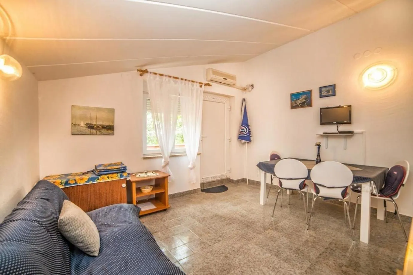 Ferienwohnung Fuer 4 Personen Ca 50 Qm In Vintijan, Istrien Istrische Riviera Pula Apartment